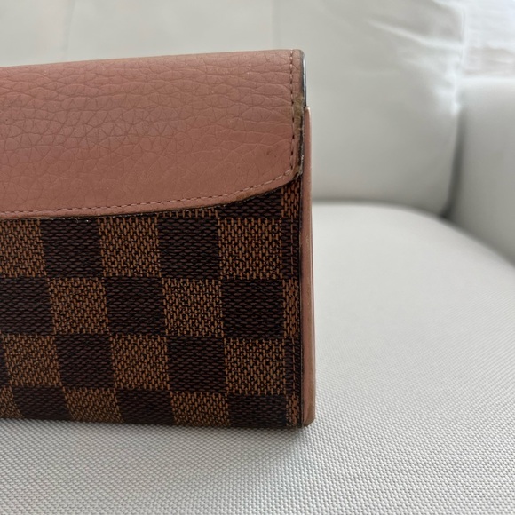 Louis Vuitton Normandy Emilie Wallet - Picture 10 of 10